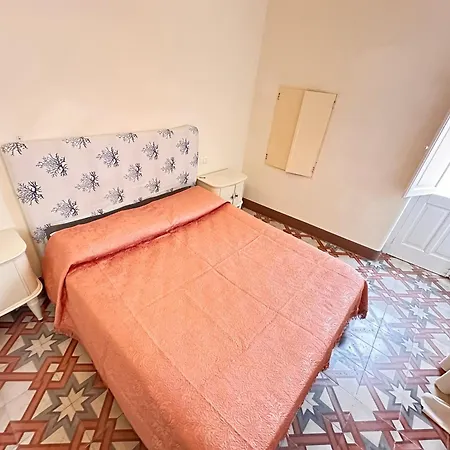 Residenza Del Conte شقة غالّيبولي