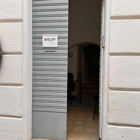 Residenza Del Conte * غالّيبولي